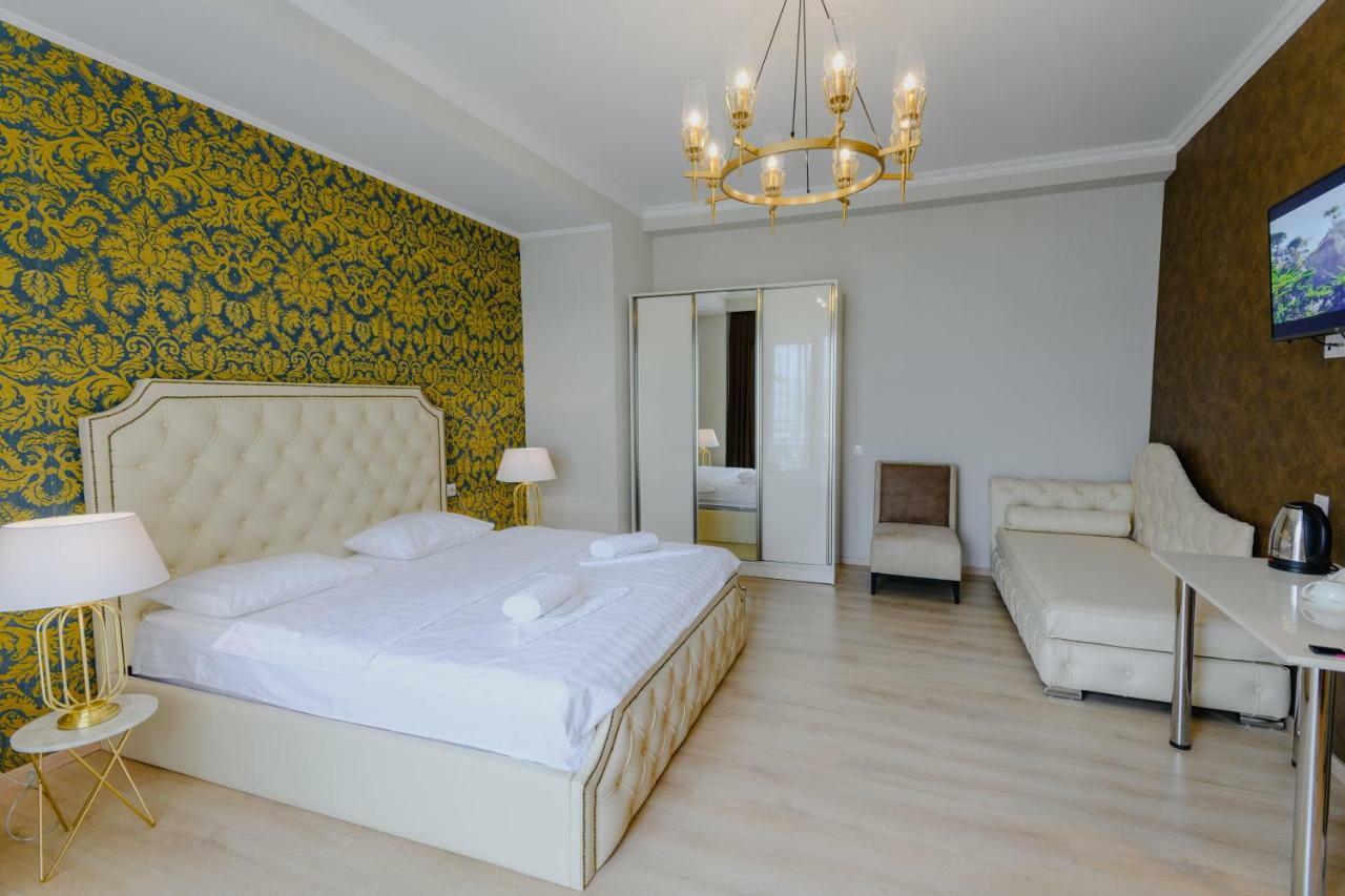 Golden Globe Boutique Hotel Tbilissi Extérieur photo
